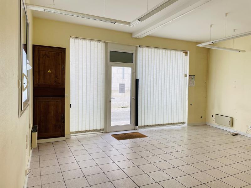 Maison - 220 m² - 8 pièces