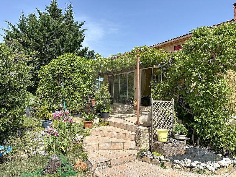 Maison - 159 m² - 7 pièces