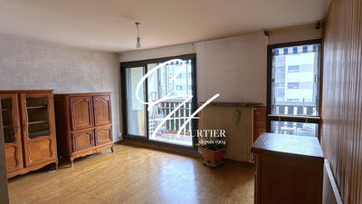 Appartement - 79 m² - 4 pièces