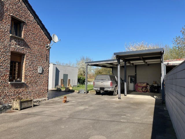 Maison - 260 m² - 8 pièces