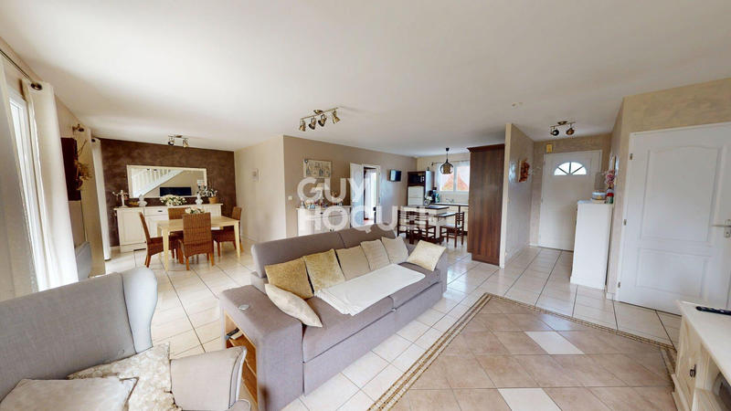 Maison - 138 m² - 7 pièces