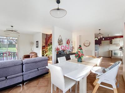 Maison - 115 m² - 5 pièces