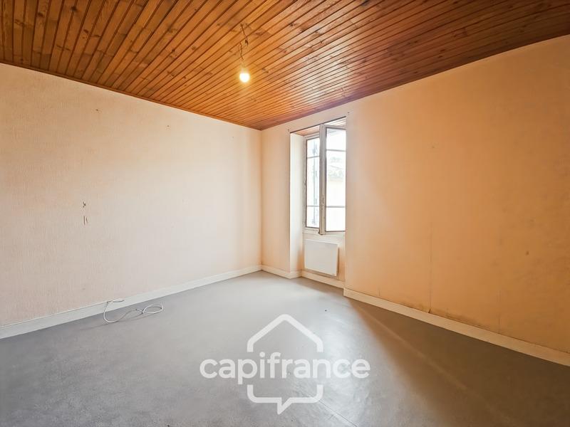 Maison en pierre - 165 m² - 7 pièces