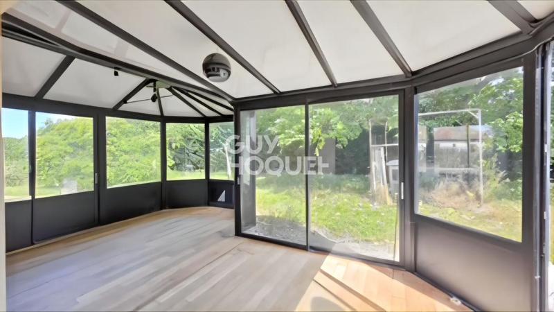 Maison traditionnelle - 216 m² - 7 pièces