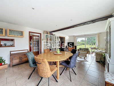 Maison - 138 m² - 7 pièces