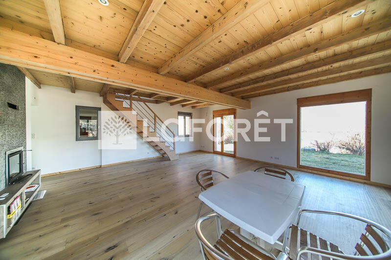 Maison - 96 m² - 2 pièces