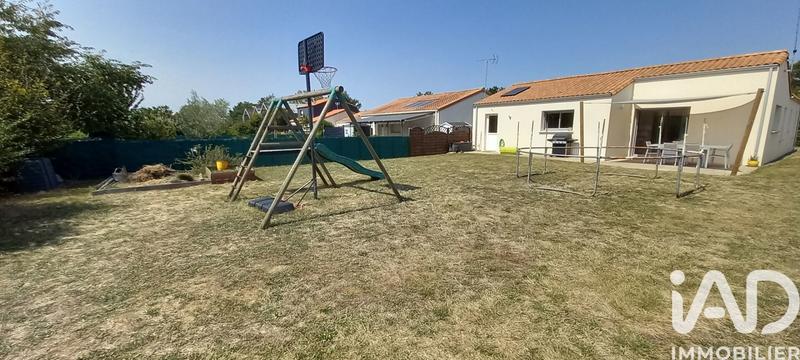 Maison - 90 m² - 5 pièces