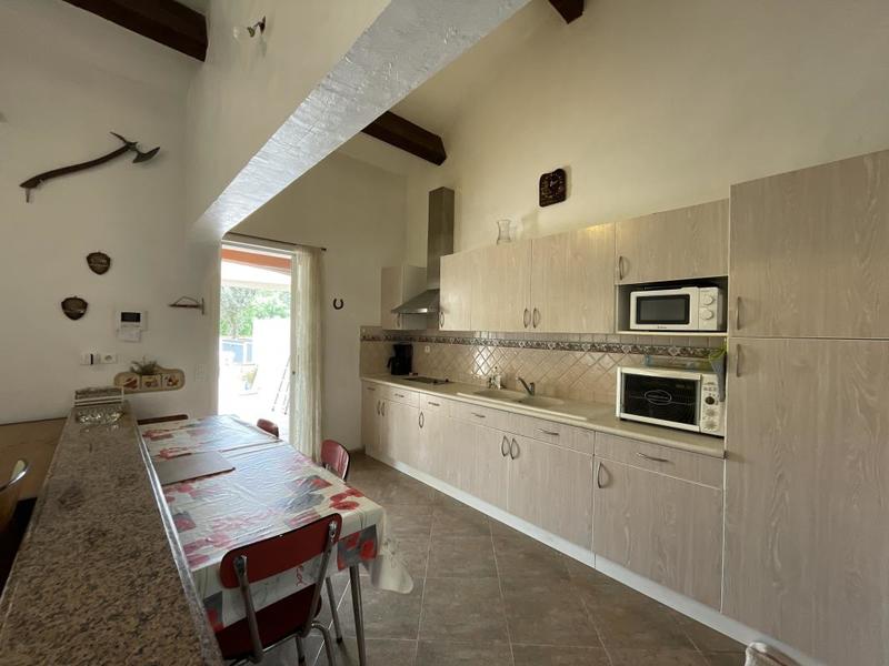 Propriété - 310 m² - 10 pièces