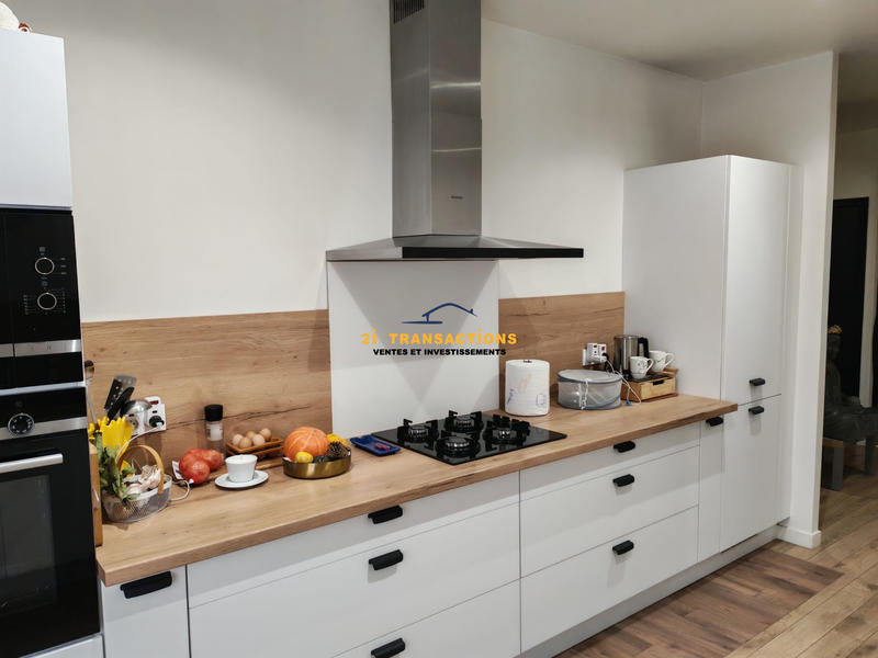 Appartement - 94 m² - 3 pièces