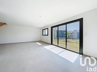 Maison - 139 m² - 5 pièces