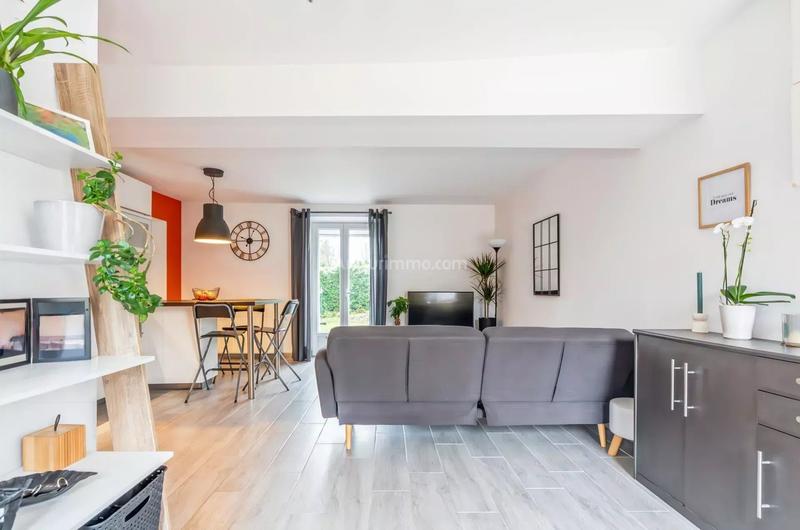 Maison - 100 m² - 6 pièces