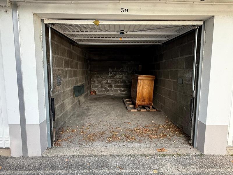 Parking / Garage - 15 m²