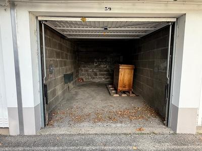 Parking / Garage - 15 m²