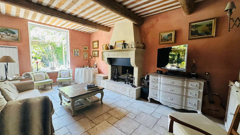 Maison - 300 m² - 9 pièces