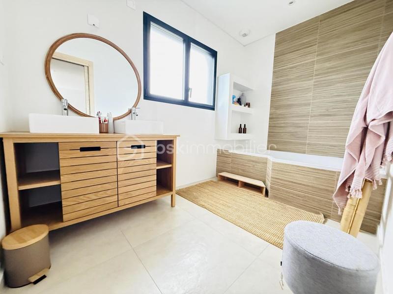 Maison - 150 m² - 6 pièces