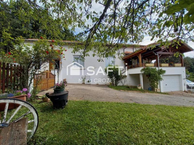 Maison - 158 m² - 8 pièces