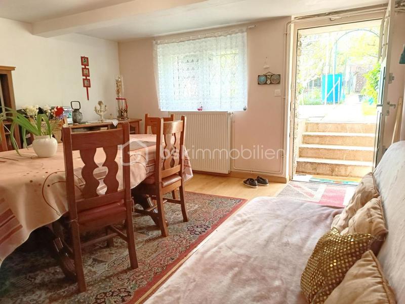 Maison - 150 m² - 7 pièces