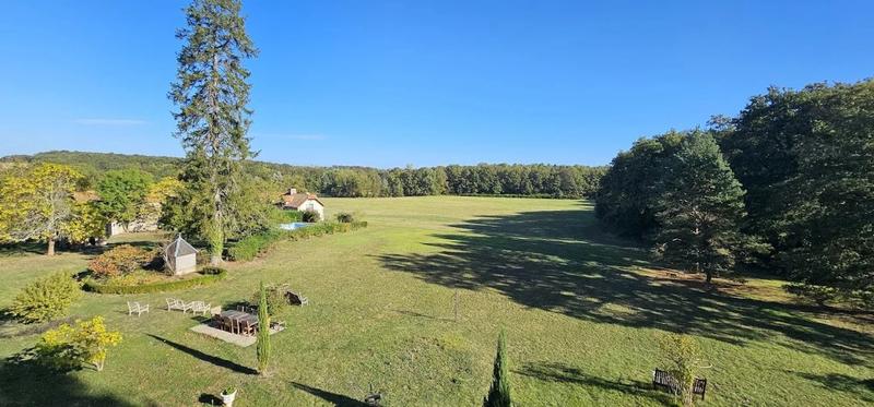 Château - 450 m² - 9 pièces