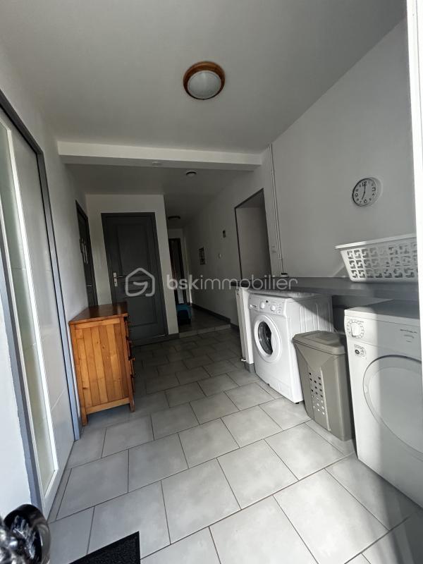 Corps de ferme - 240 m² - 10 pièces