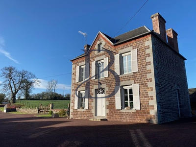 Maison - 129 m² - 7 pièces