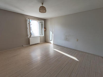 Maison - 71 m² - 4 pièces