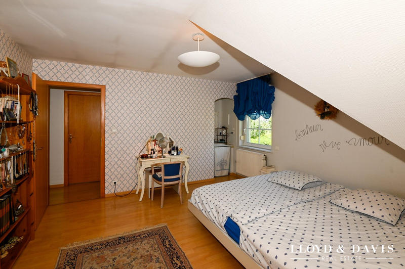 Maison - 170 m² - 7 pièces