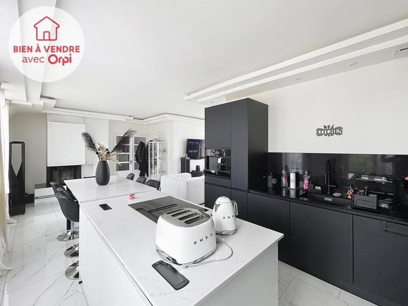 Appartement - 136 m² - 5 pièces