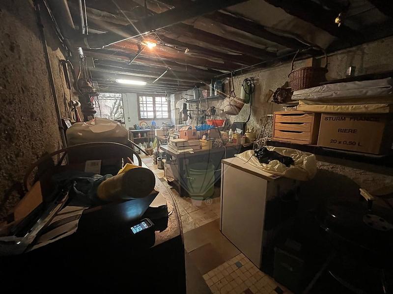 Maison - 200 m² - 8 pièces