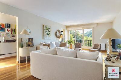 Appartement - 90 m² - 4 pièces