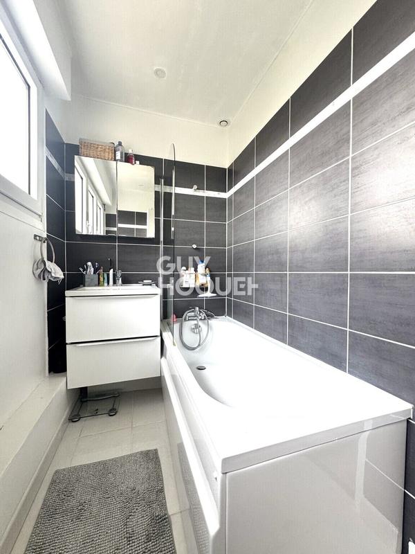 Maison de loisirs - 102 m² - 4 pièces