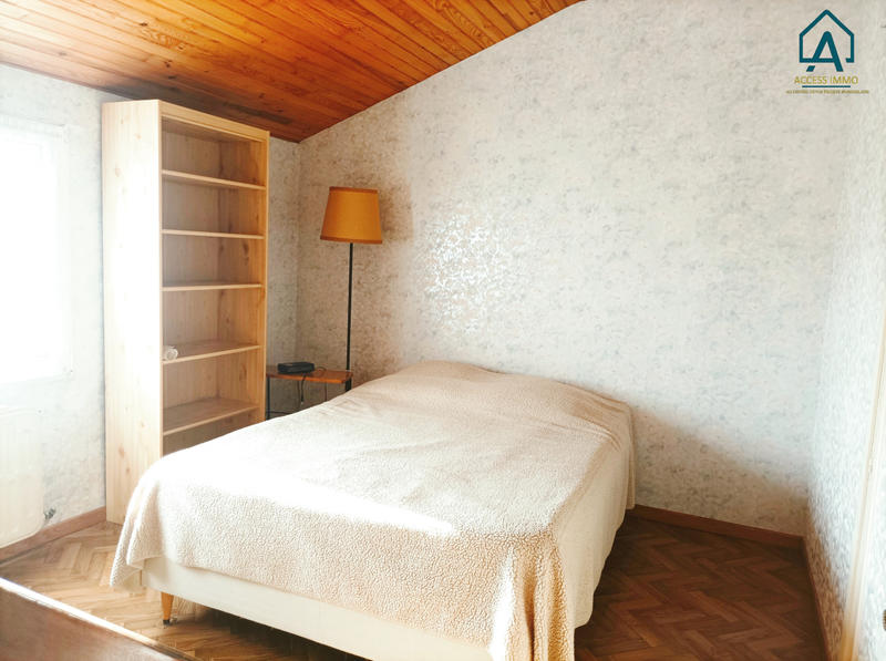 Maison - 92 m² - 5 pièces