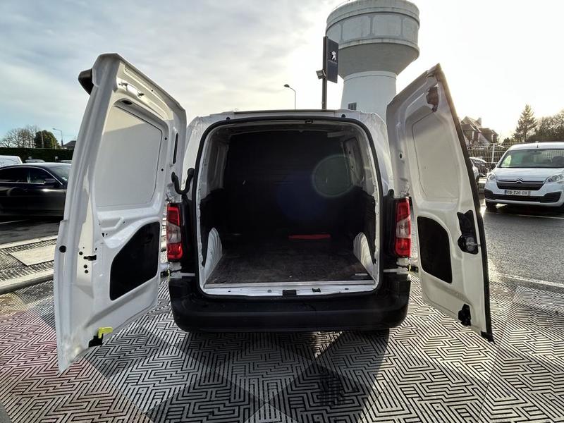 Peugeot Partner L1h1 1.5 Bluehdi Standard Asphalt Eat8 130