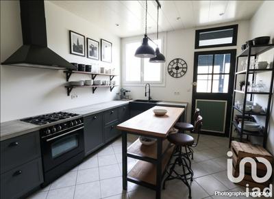 Maison - 163 m² - 6 pièces