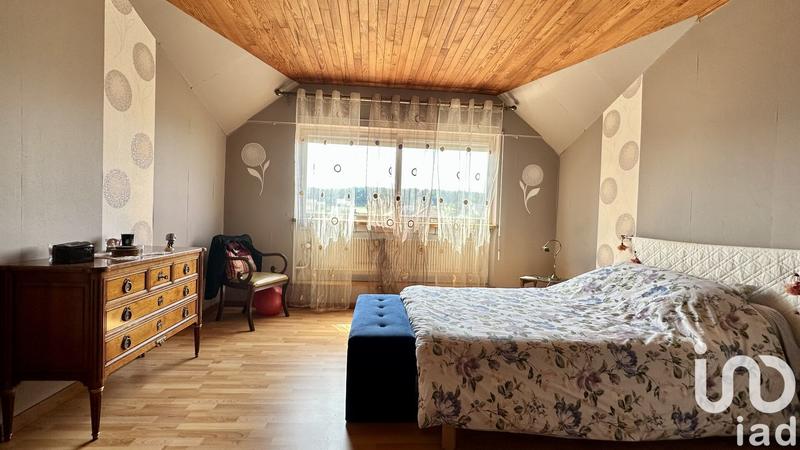 Maison de maîtres - 275 m² - 8 pièces