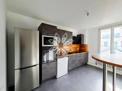 Appartement - 109 m² - 4 pièces