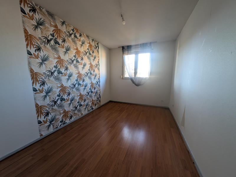 Appartement - 95 m² - 5 pièces