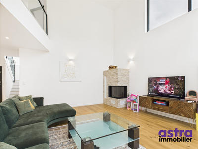 Maison contemporaine - 174 m² - 7 pièces