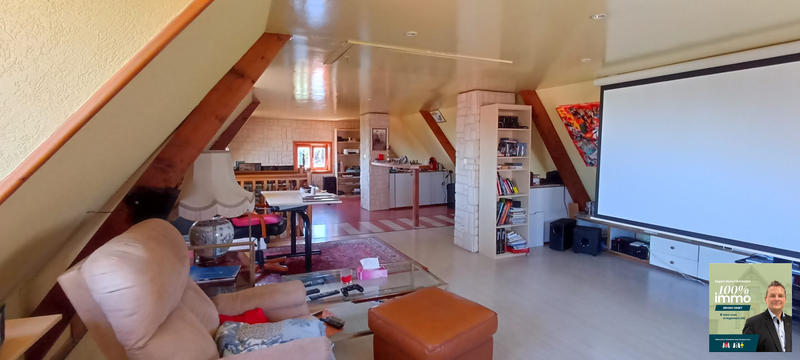 Maison - 200 m² - 6 pièces