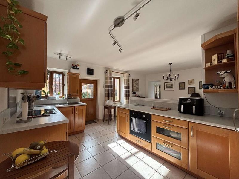 Maison en pierre - 130 m² - 5 pièces