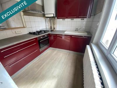 Maison - 95 m² - 5 pièces