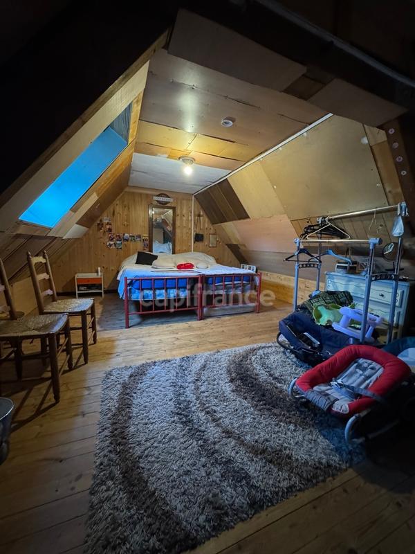 Appartement - 150 m² - 7 pièces