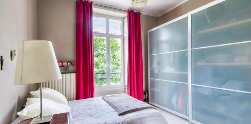 Maison - 220 m² - 9 pièces