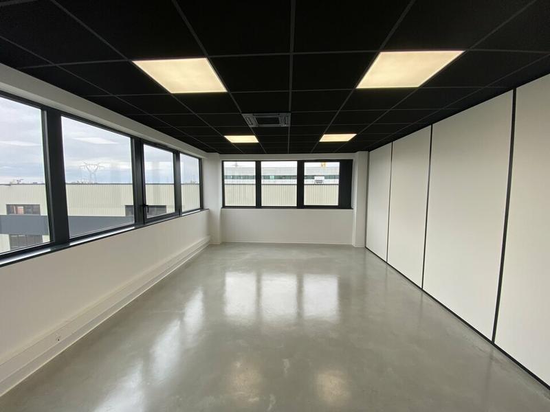 Bureau - 156 m²