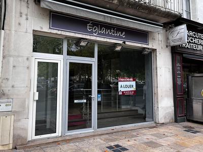 Local d'activités - 65 m² - 1 pièce