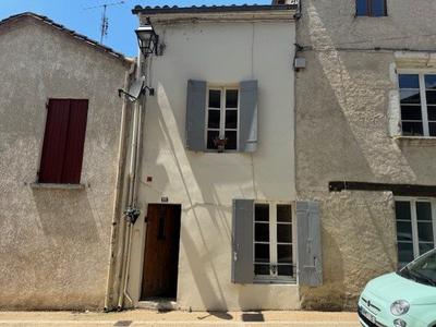 Maison traditionnelle - 110 m² - 4 pièces