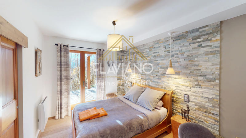 Maison - 147 m² - 7 pièces