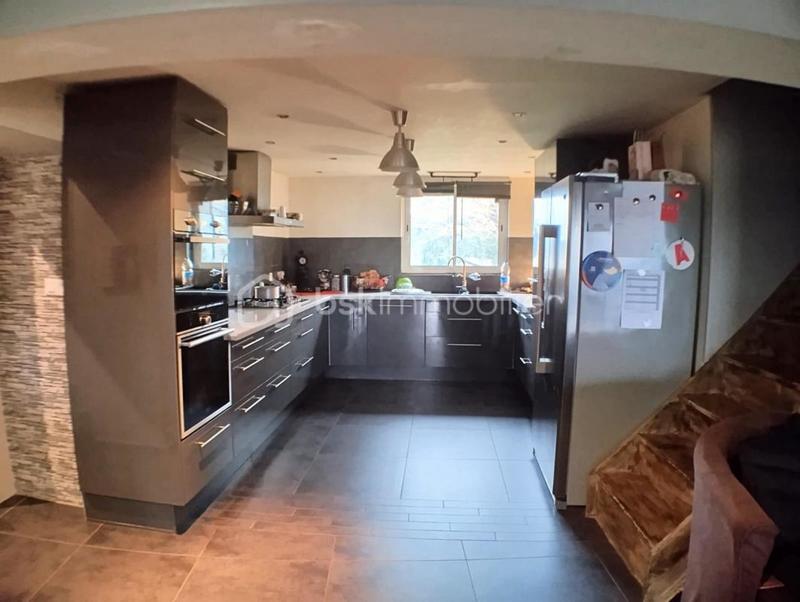 Maison ancienne - 159 m² - 7 pièces