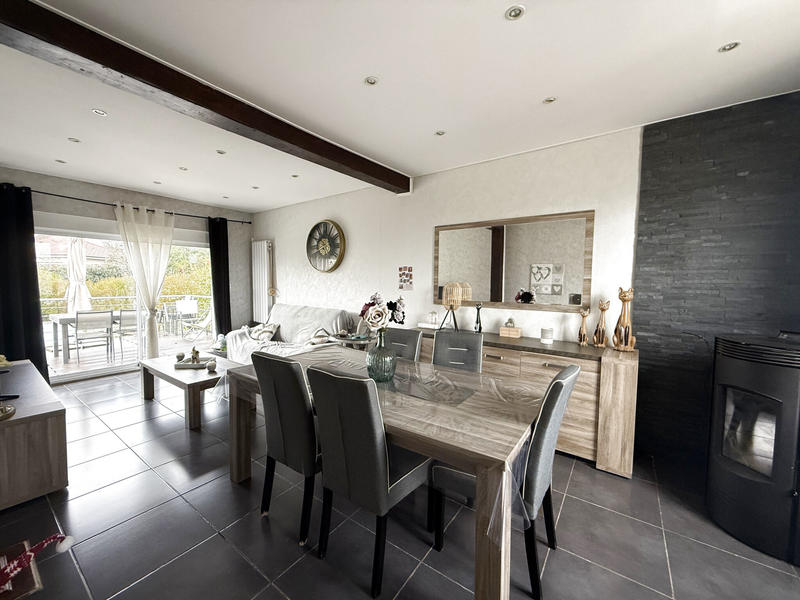 Maison - 105 m² - 7 pièces