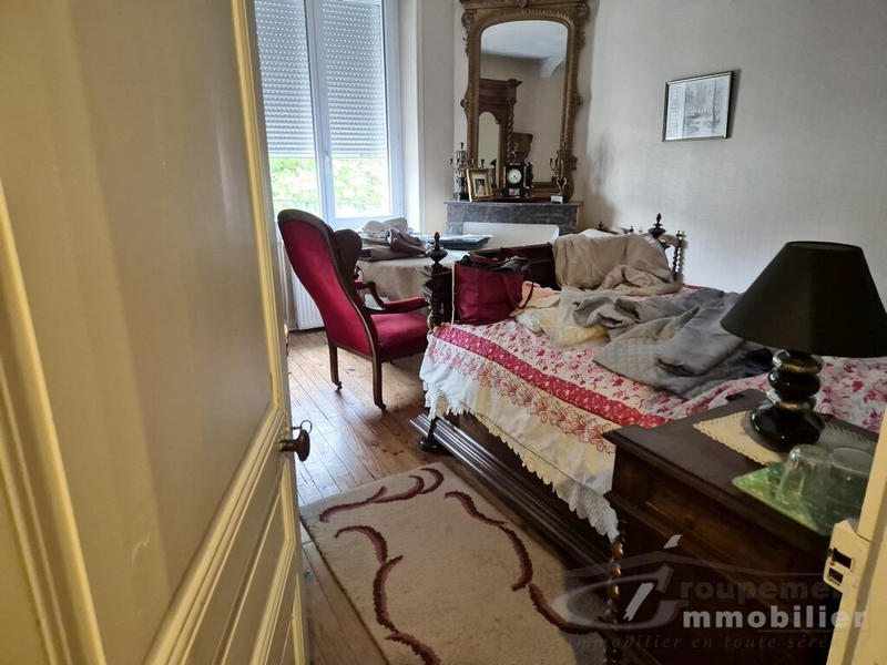 Maison - 179 m² - 8 pièces