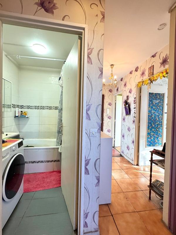 Appartement - 108 m² - 6 pièces